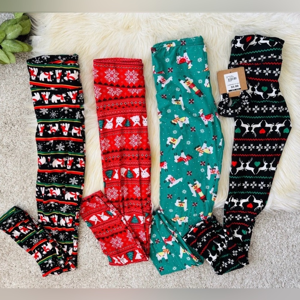 Christmas Leggings Bundle Lot Juniors Size Small Medium